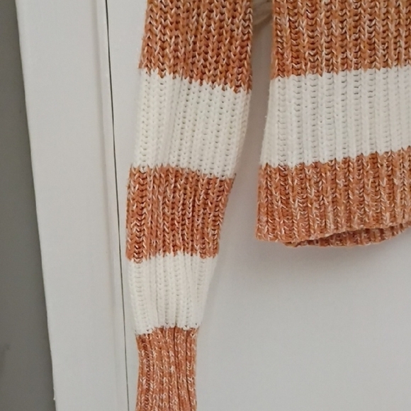 American Eagle Outfitters Orange and White Striped Sweater - Picture 3 of 3